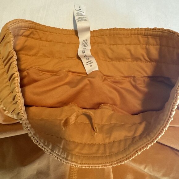 Lululemon Women's Track That 5" Inseam High Rise Shorts Size 2 Orange - Picture 6 of 8